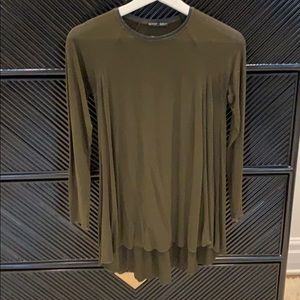Hunter green top with black neck detail